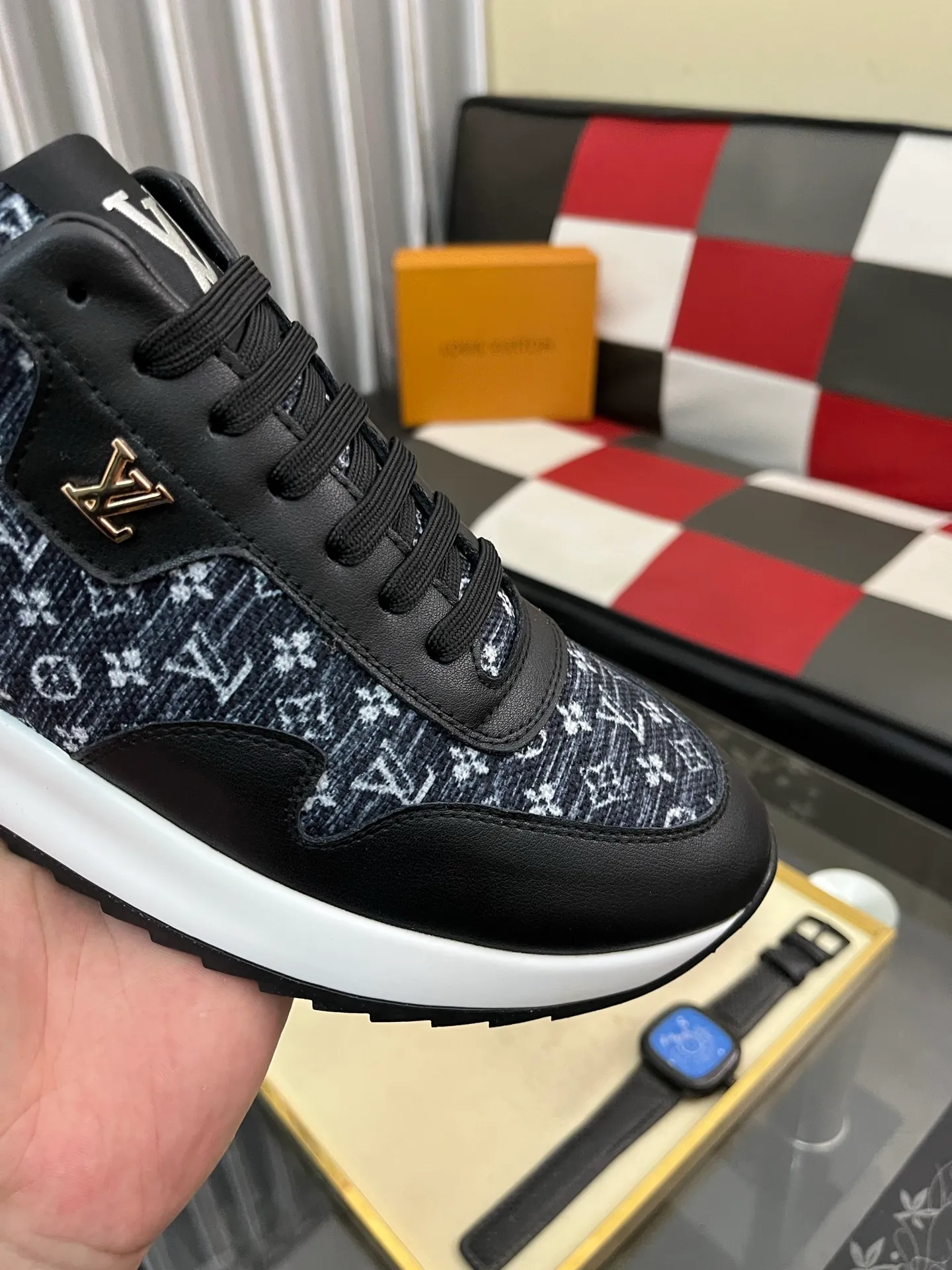 Men's shoes 💰438⌚️⌚️LV Louis Vuitton. The latest fashionable casual shoes are popular in physical stores. New spring and summer comfortable imported custom original cowhide, unique jacquard fabric element design. With sheepskin lining, Lv original bottom, [sun][sun] high-end packaging and high quality💪Details determine the quality, you can enter and exit the counter at will, welcome to compare🇮🇹Number of sizes 38-443️⃣Color options available
